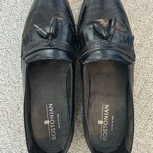 Bostonian Classic Black Leather Loafers